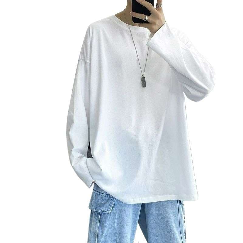 ジャストサイズよりも大きめの、体に密着しないゆるっとゆとりのあるファッションサイト ゆったりリラックス長袖カットソー