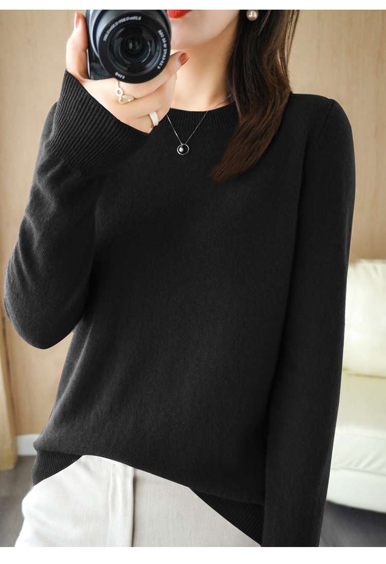 大きめファッション  ふんわり柔らか春秋用クルーネックニット