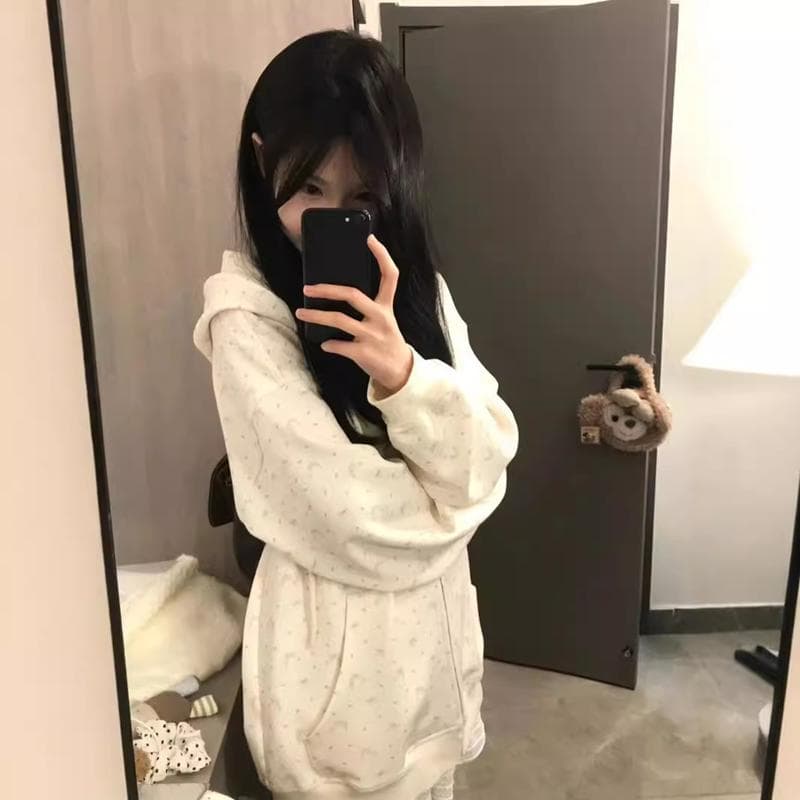 ジャストサイズよりも大きめの、体に密着しないゆるっとゆとりのあるファッションサイト ゆったりリラックス ロングパーカー